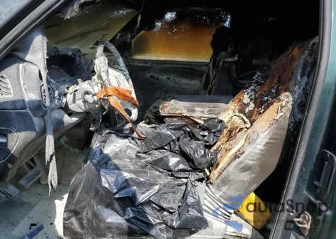 2001 Dodge Ram 1500 из США, поврежденный, VIN 3B7HC13Z01M247687